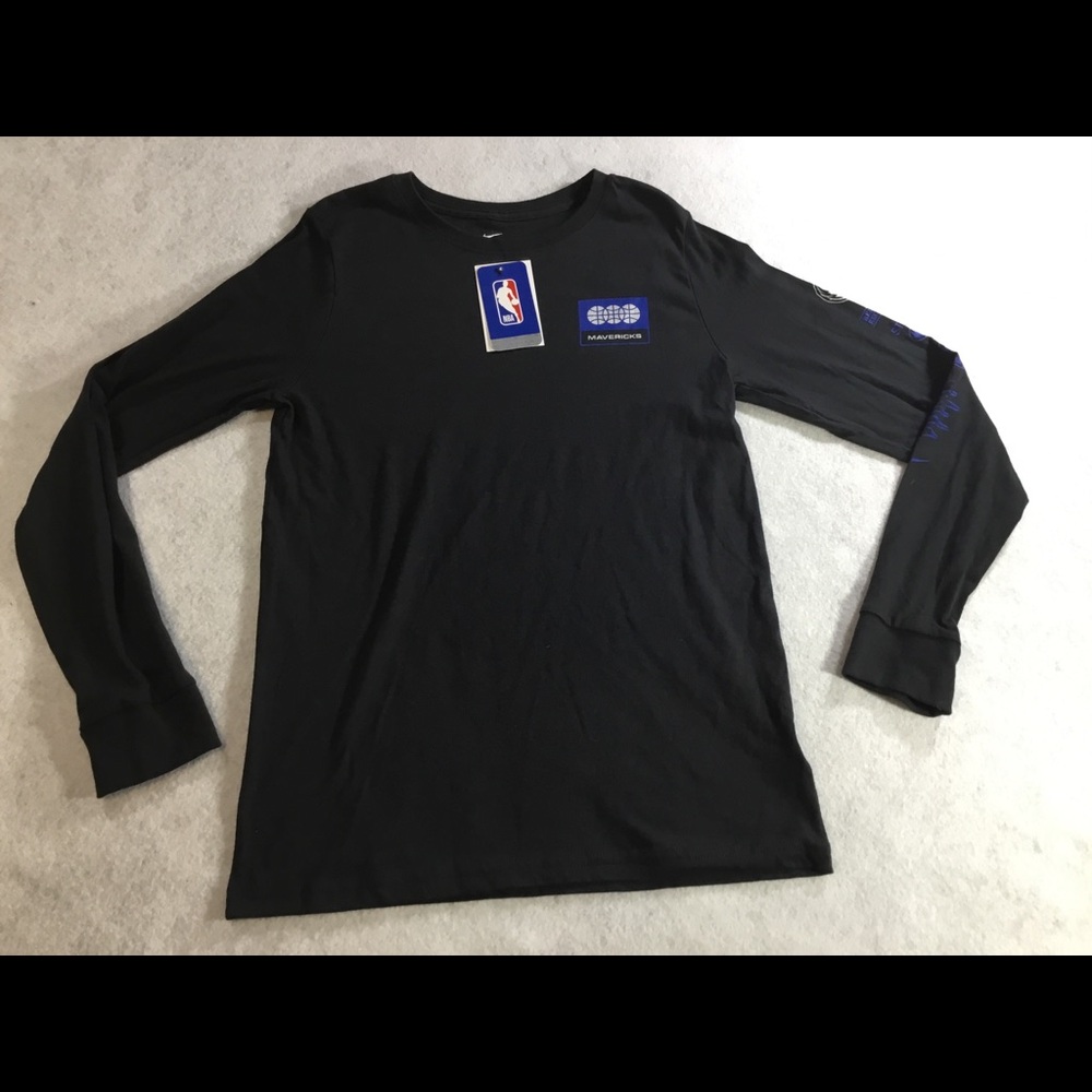 NBA Dallas Mavericks Men’s long Sleeve SZ Small